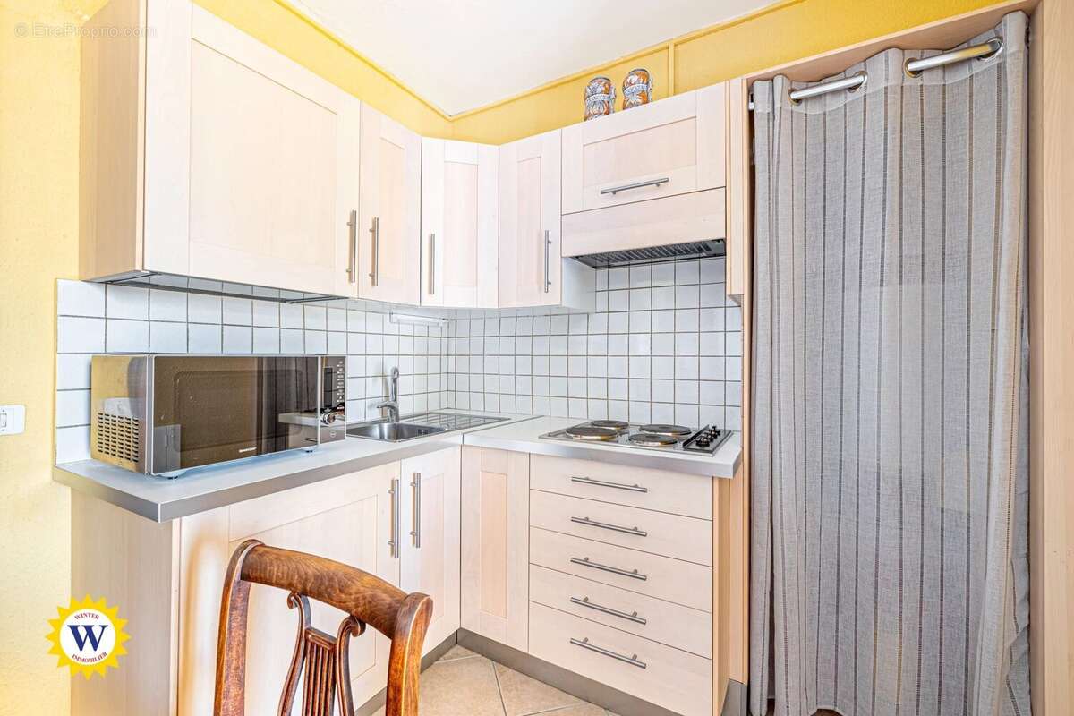 Appartement à SAINT-LAURENT-DU-VAR