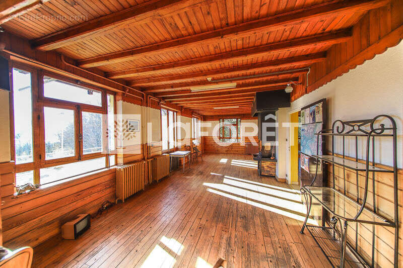Maison type 30 - 8800m² de terrain - embrun - 30 pièces - photo 3