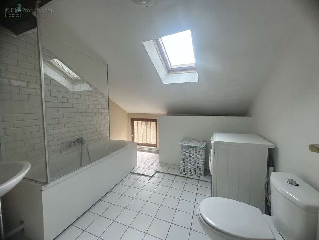 Appartement à MAURS