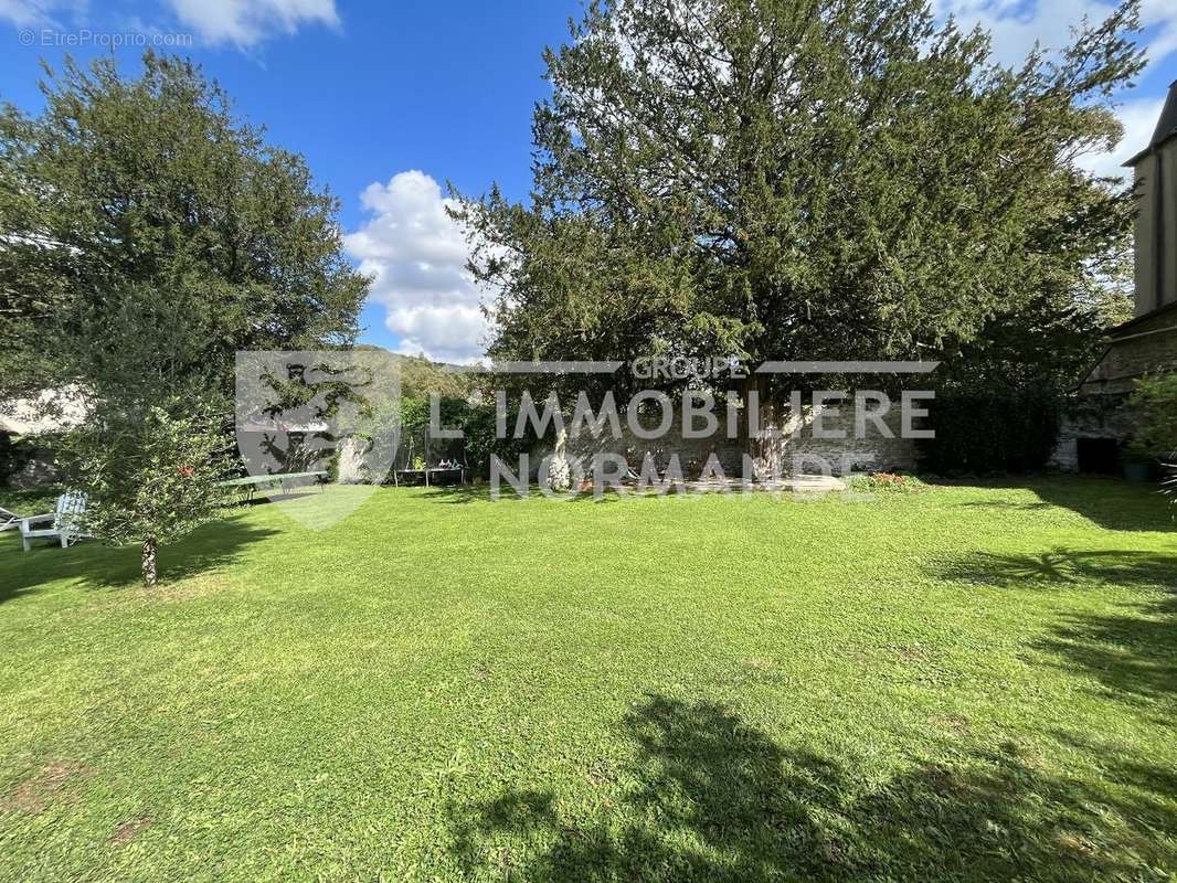 Maison à LA ROCHE-GUYON