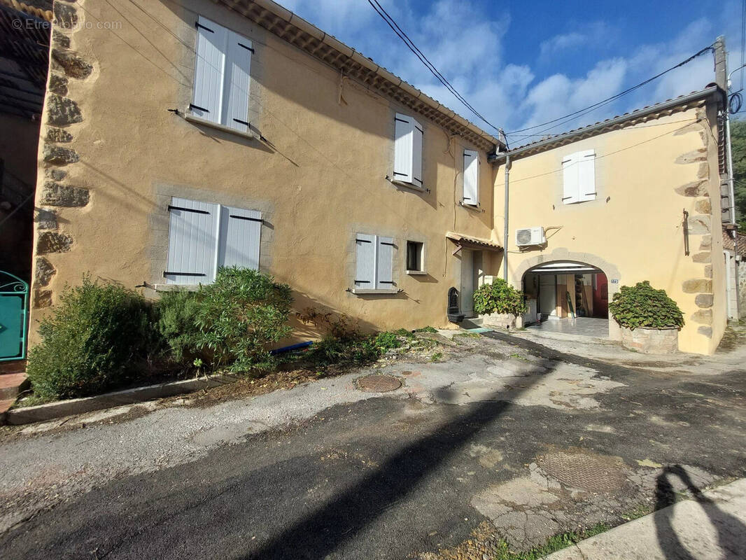 Maison 94 m² à Robiac-Rochessadoule  - photo 1