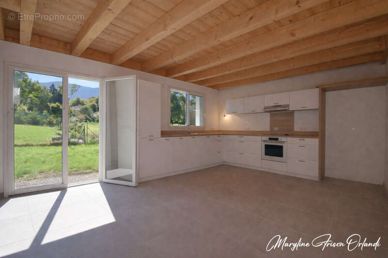 Appartement à GRESY-SUR-AIX