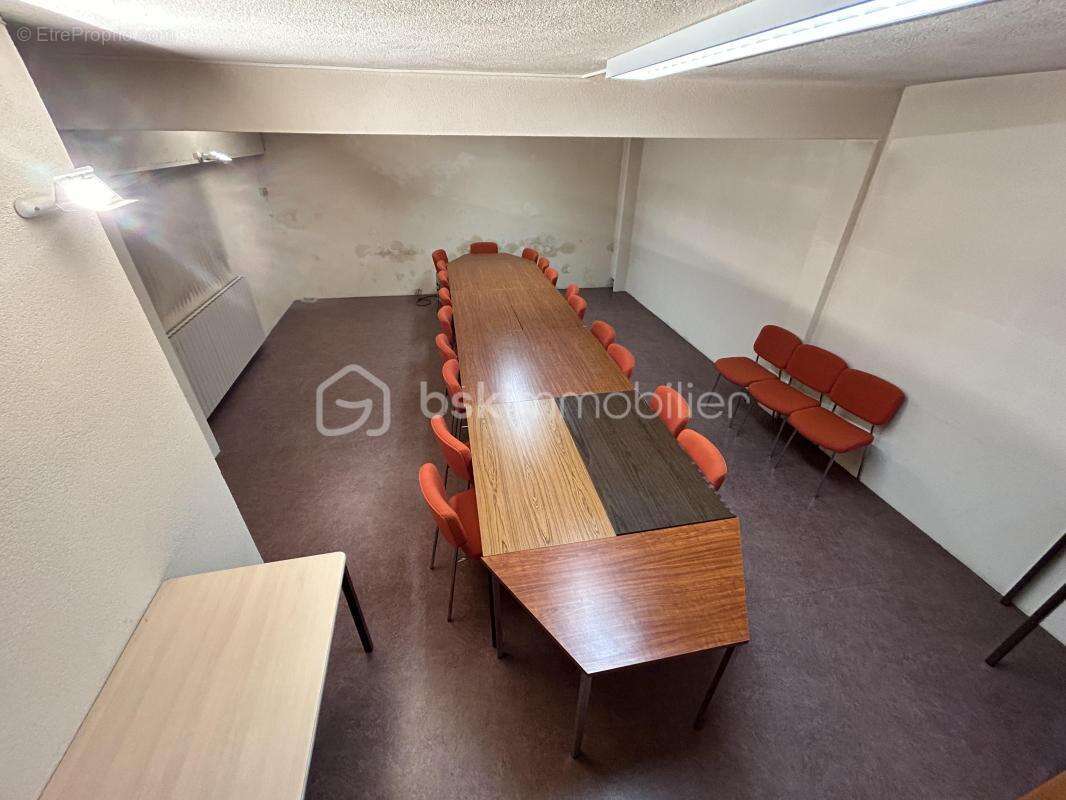 Ensemble immobilier - bureau ou habitation - parking - annexe - photo 7