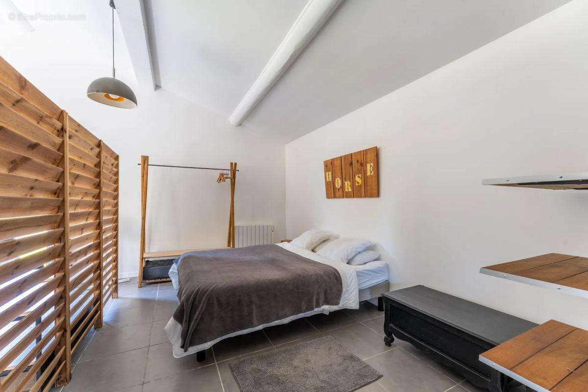 Maison à SAINT-MARTIN-DU-BOIS