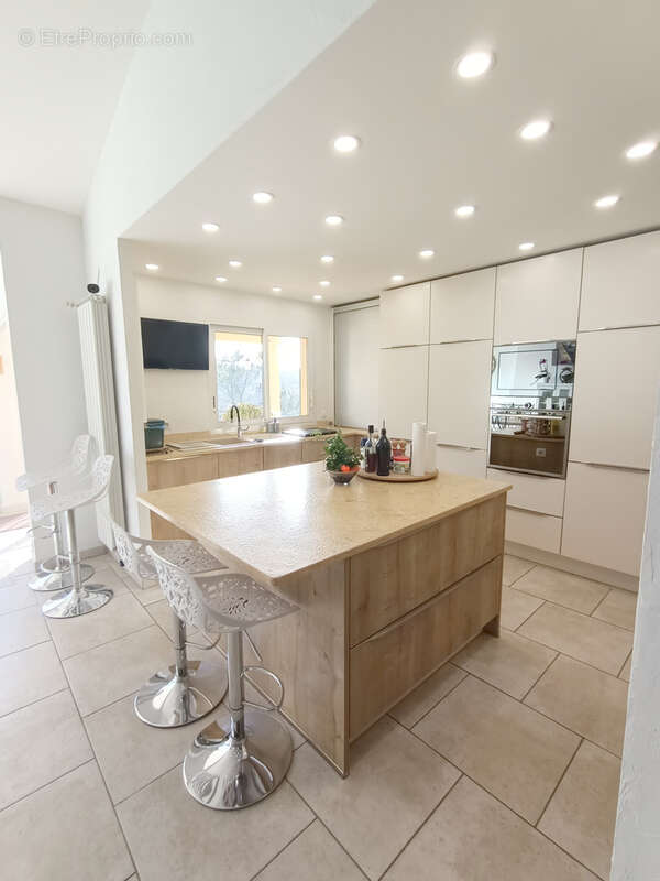 Maison à PEYMEINADE