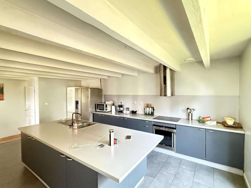 Maison Eugenie Les Bains 5 pièce(s) 190 m2 - photo 4