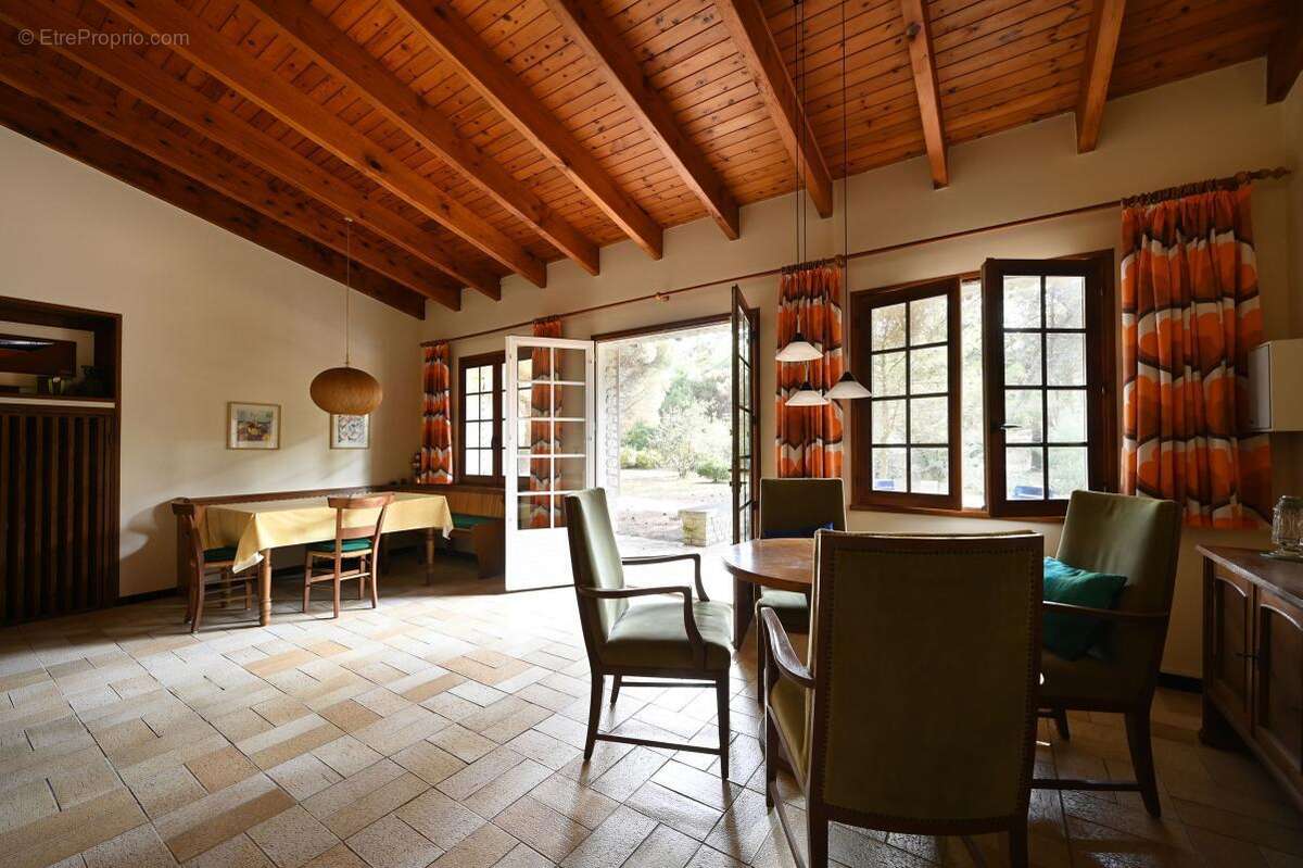 Maison à LES PORTES-EN-RE