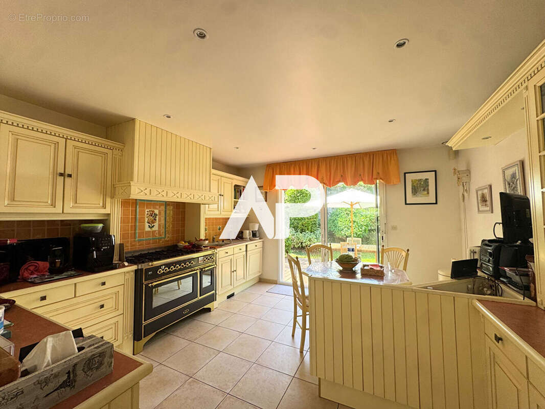 Maison à MONTLIGNON