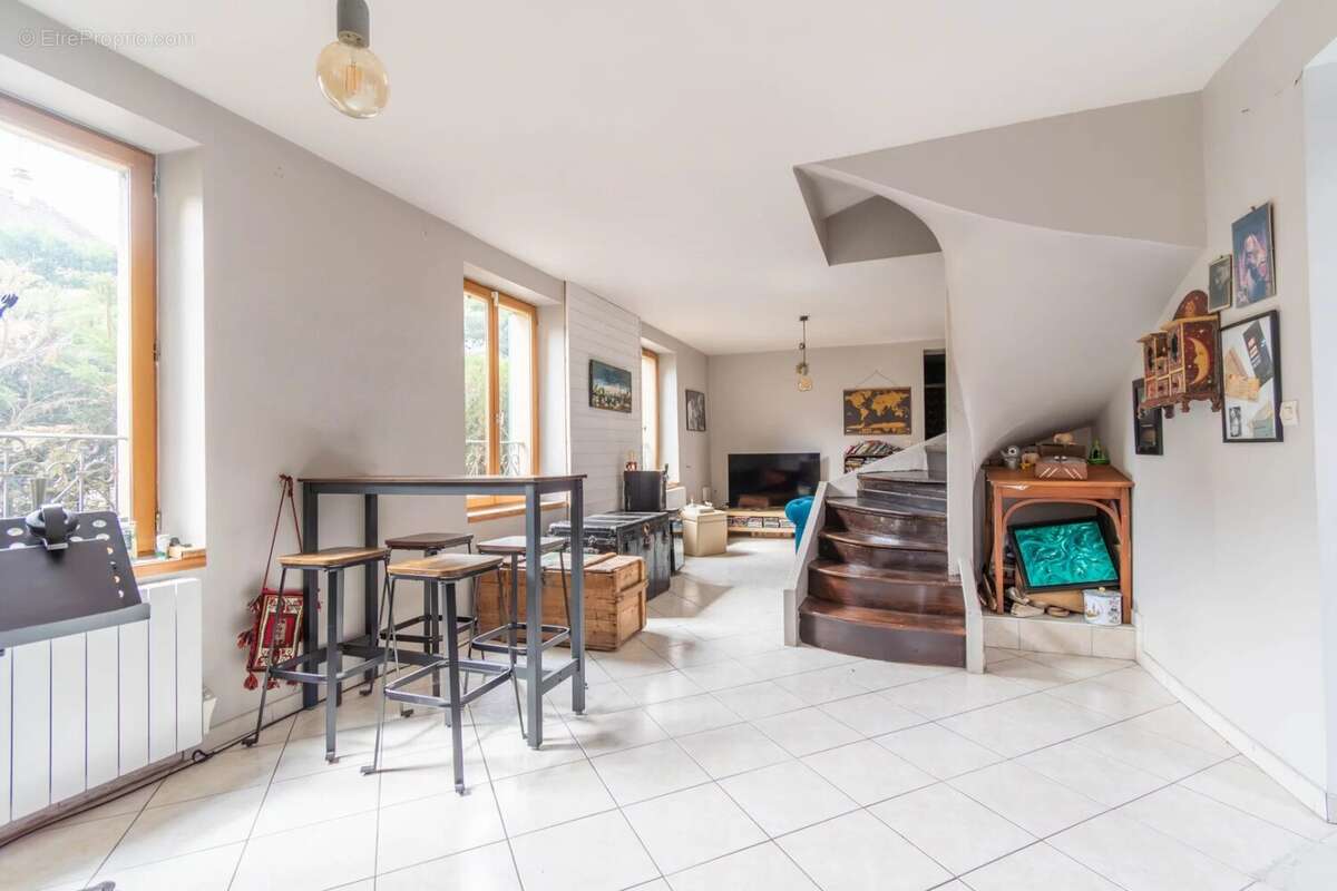 Maison à DEUIL-LA-BARRE