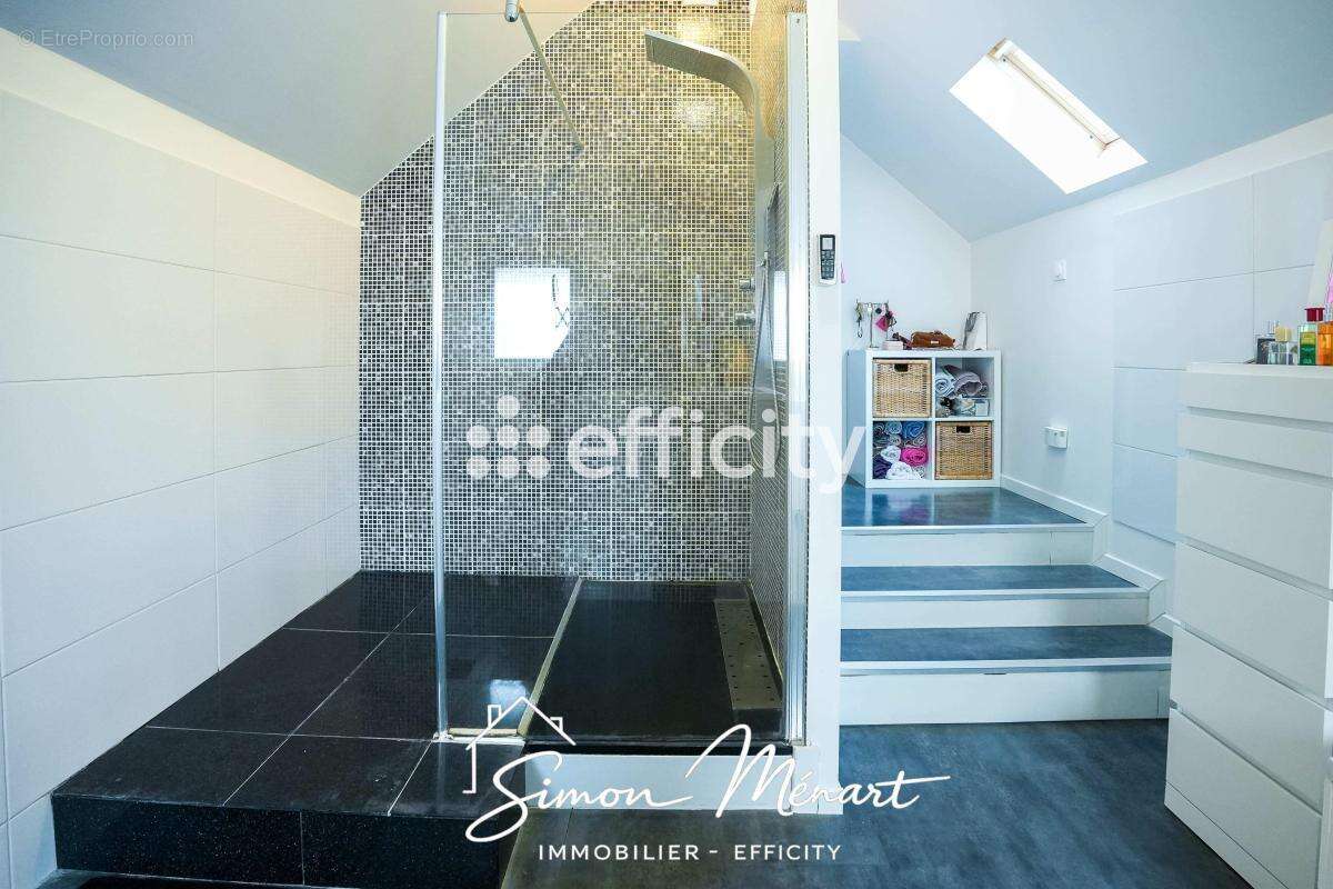 Maison à LYS-LEZ-LANNOY