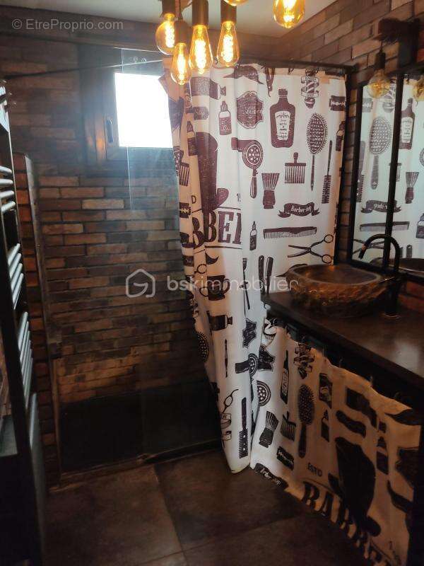 Maison à SAINT-CYPRIEN