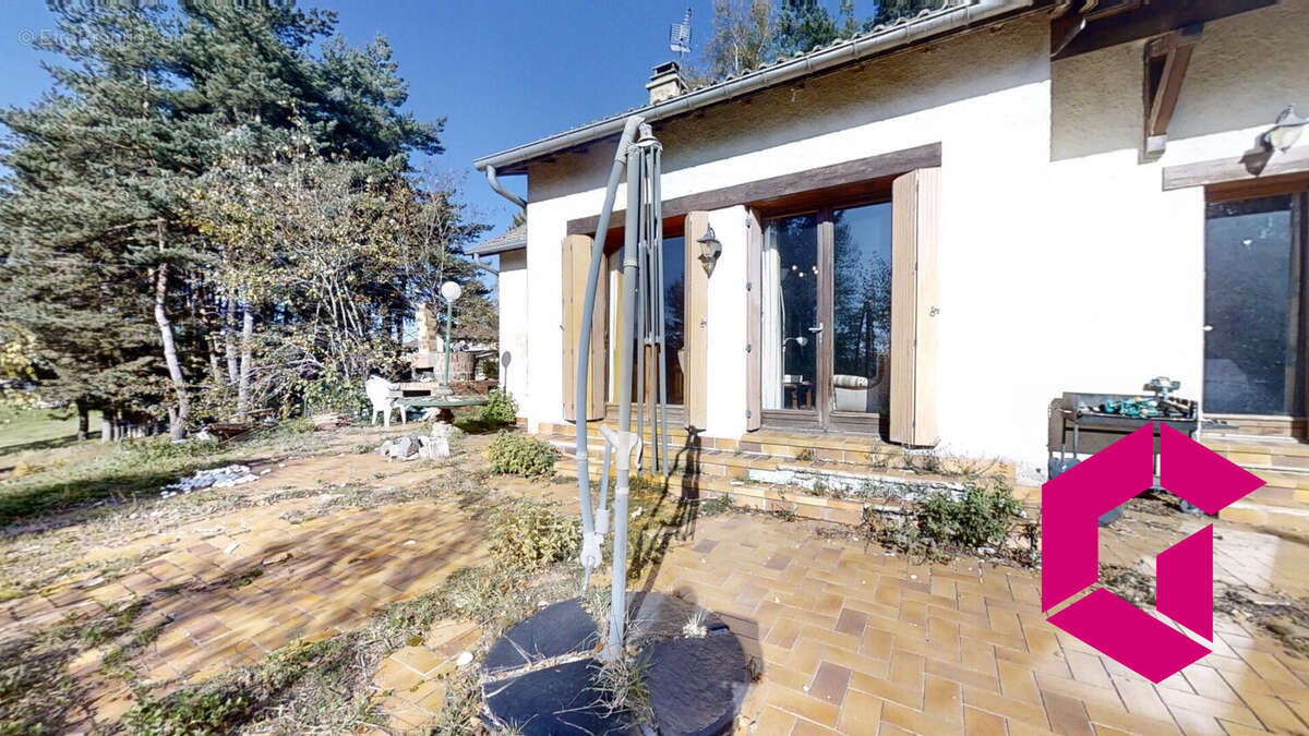 Maison à SAINT-AGREVE