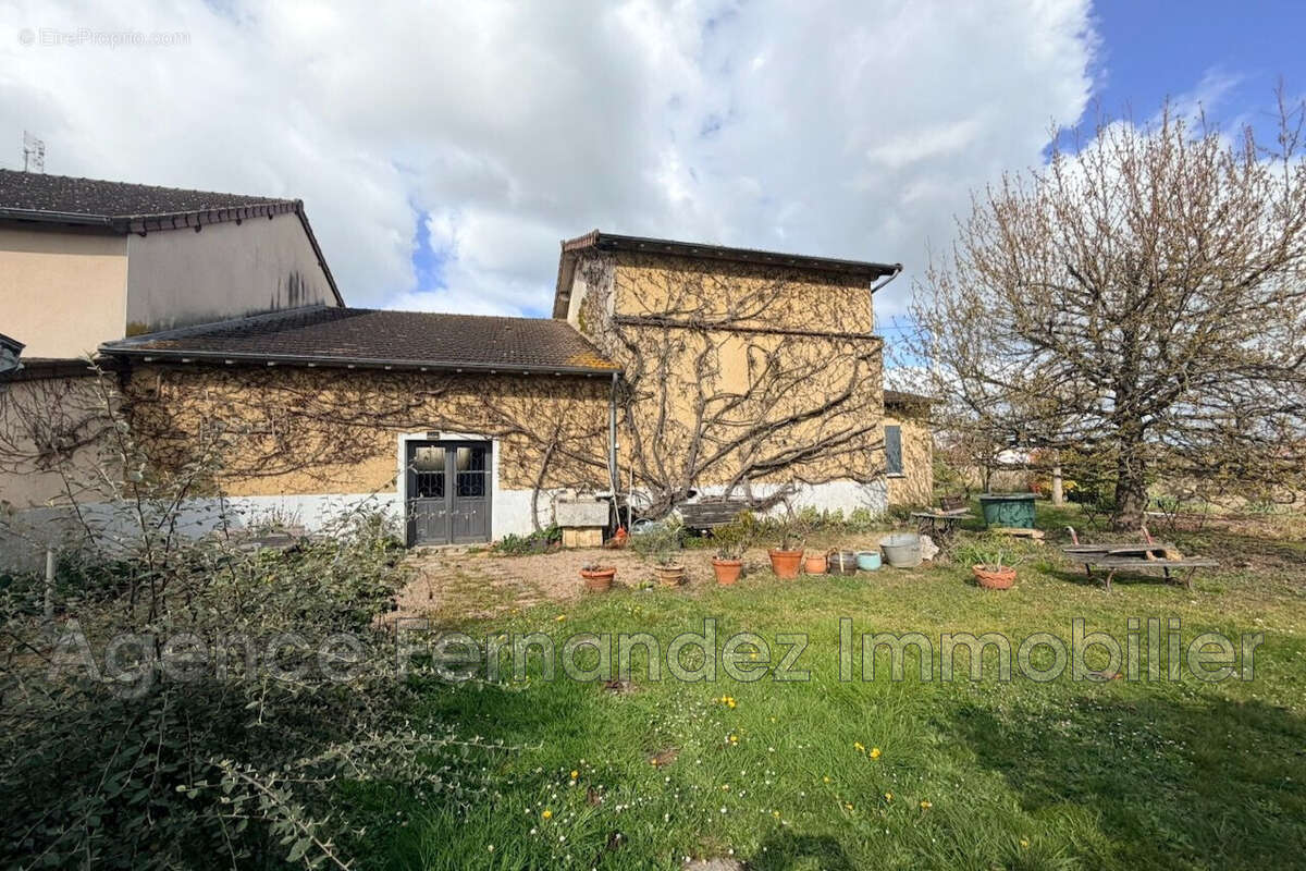 Maison 110 m² à Marcigny  - photo 5