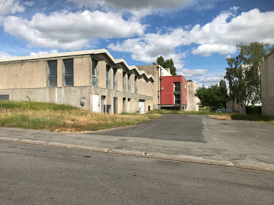 Commerce à POITIERS