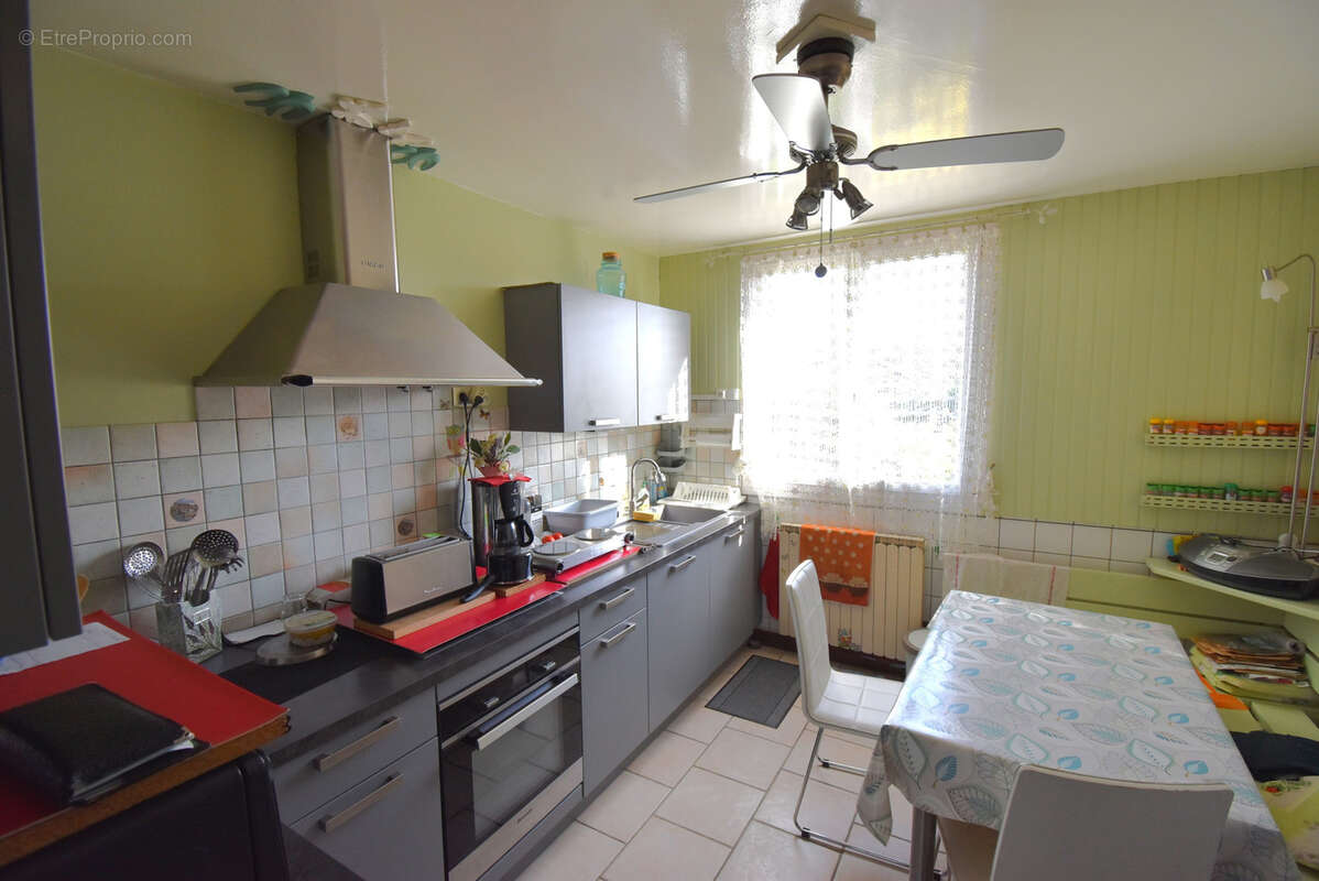 Maison à SAINT-LOUP-SUR-SEMOUSE