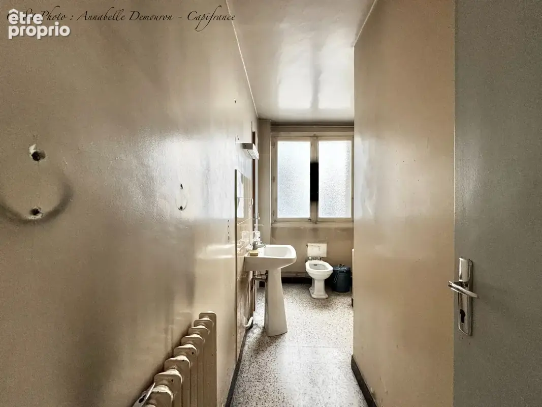 Appartement t5 a renover – clermont-ferrand - les salins - tres beau potentiel - photo 28