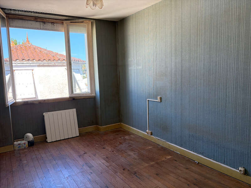 Maison à MAREUIL-SUR-LAY-DISSAIS