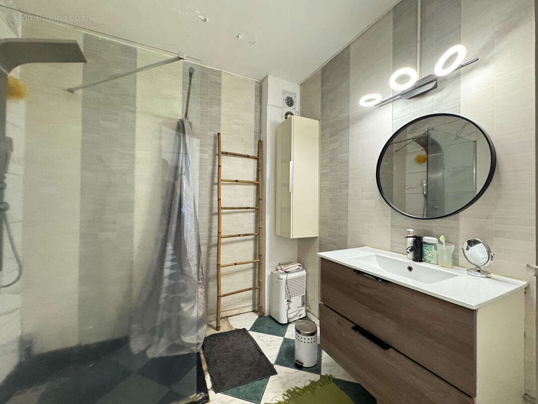 Appartement à SAINT-DENIS