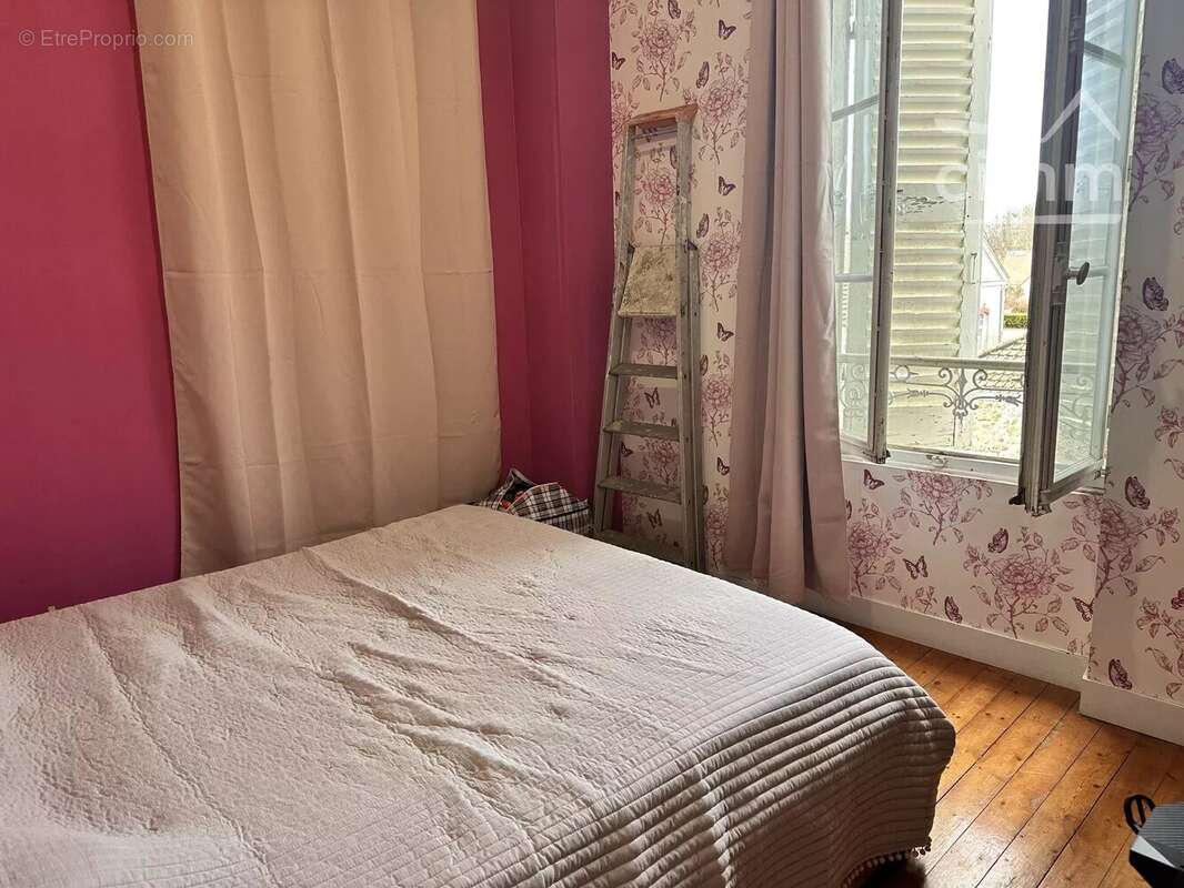 Maison à CONGIS-SUR-THEROUANNE