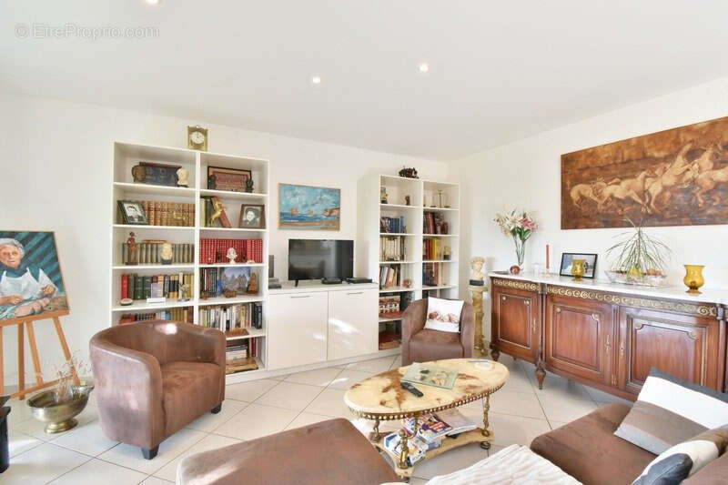 Maison à VILLENEUVE-SUR-LOT