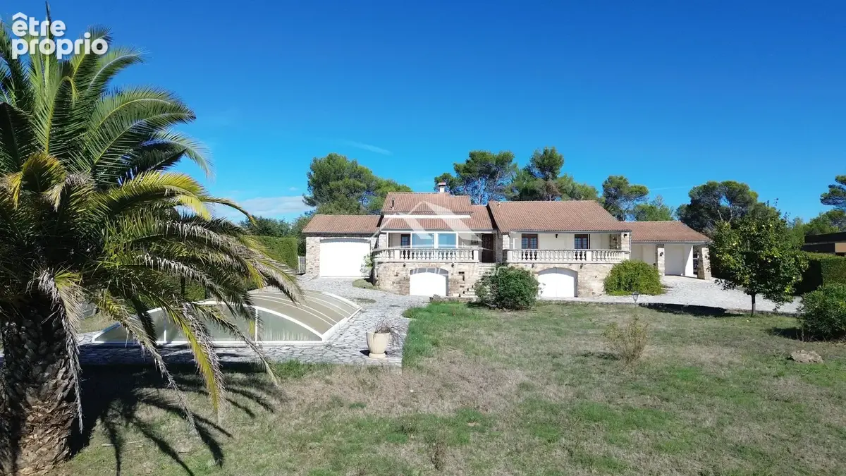 Rousson, propriété avec piscine, vue dégagée, vaste terrain clos de 4208 m², 150 m² habitable, 190 m² d'annexes - photo 2