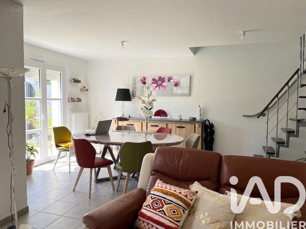 Photo 2 - Maison à TRELAZE