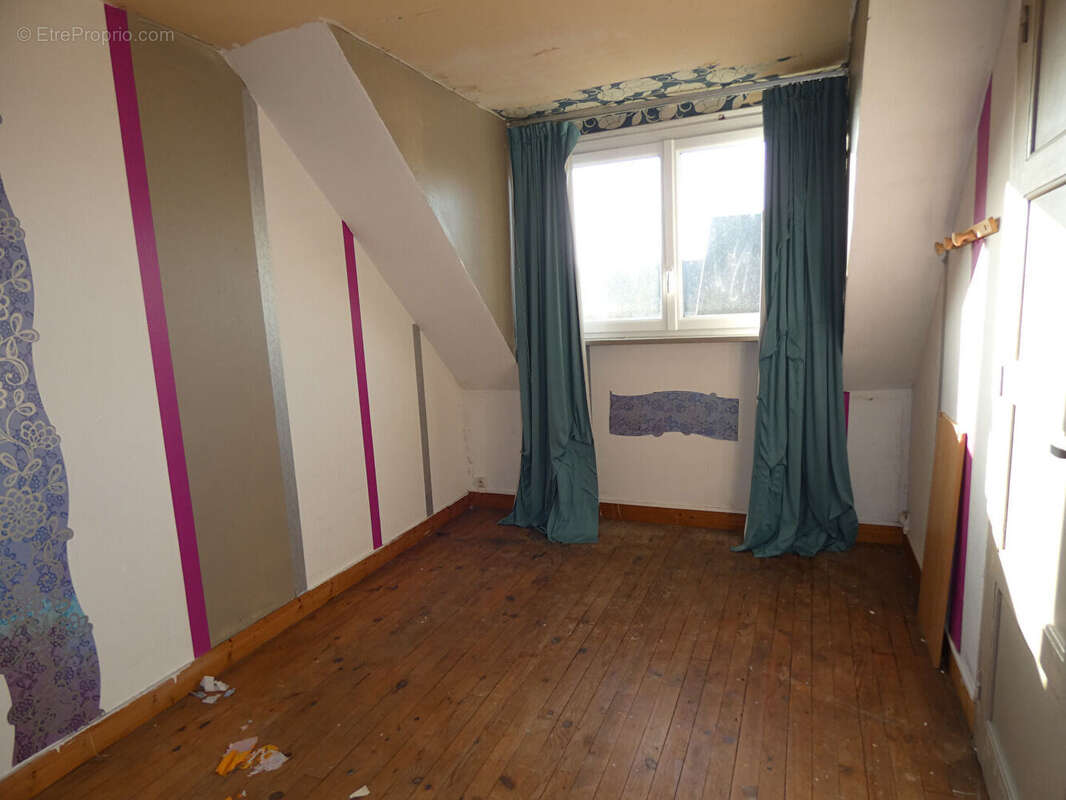 Appartement à SAINT-HILAIRE-DU-HARCOUET