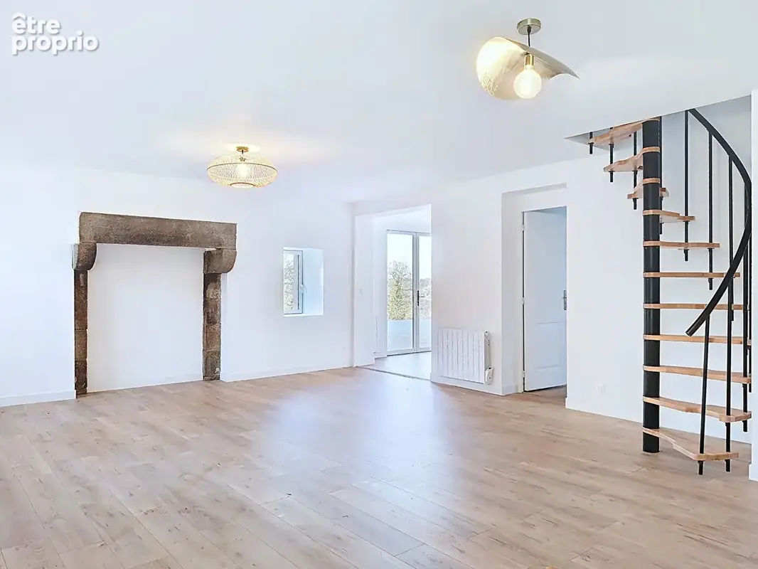 Maison entièrement rénovée avec studio indépendant Centre bourg - photo 10