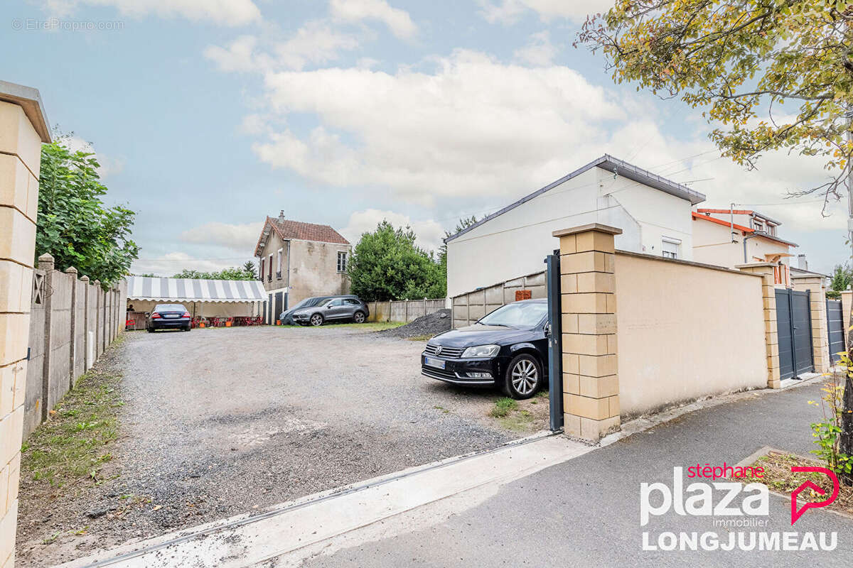 Appartement à VIRY-CHATILLON