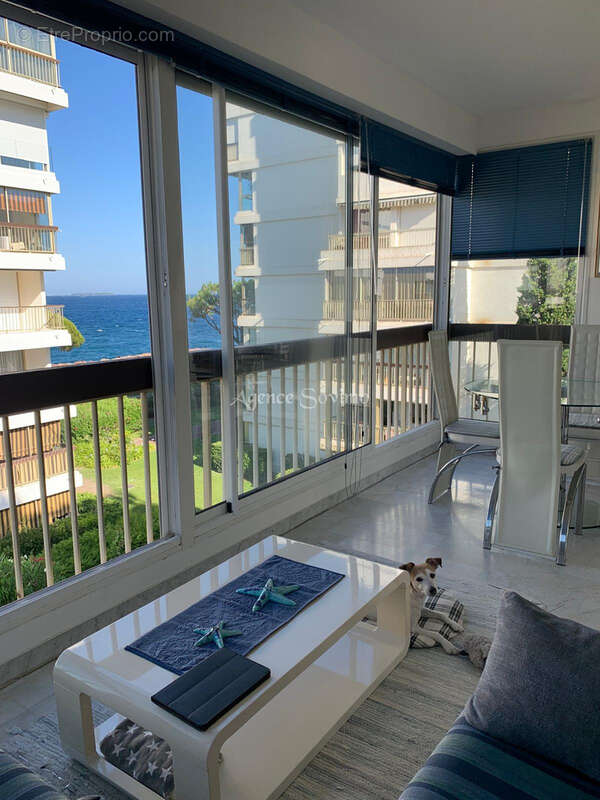 Appartement à MANDELIEU-LA-NAPOULE