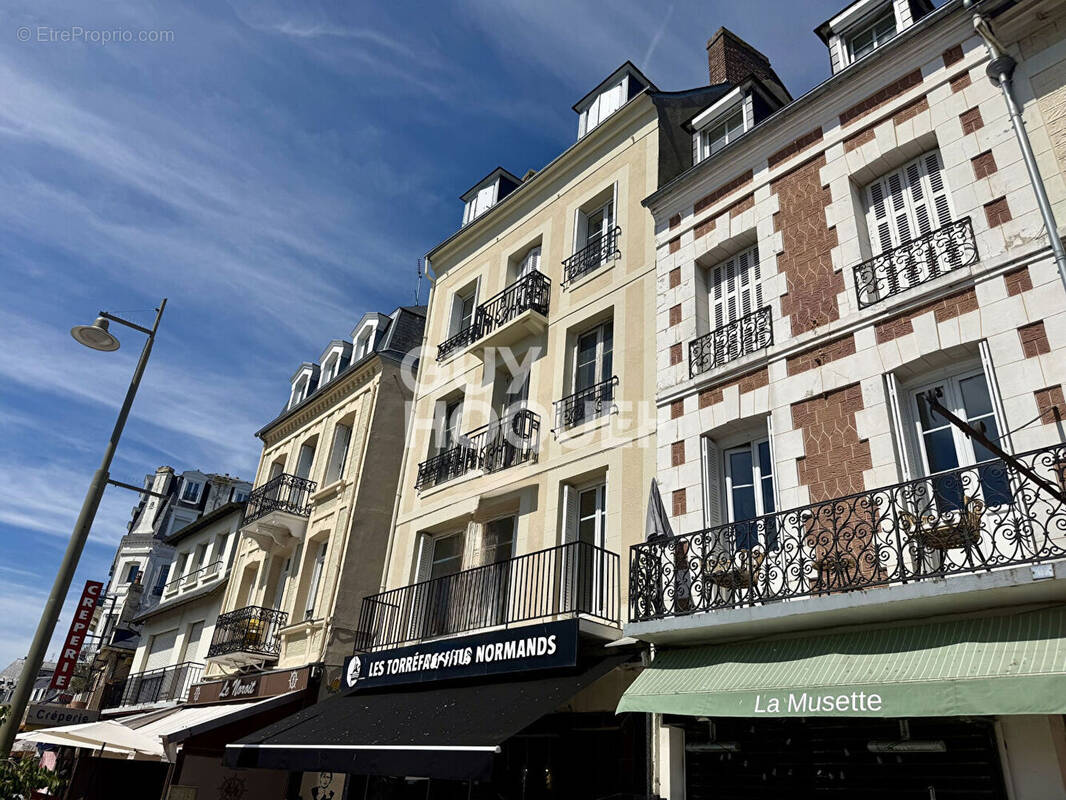 Appartement à TROUVILLE-SUR-MER