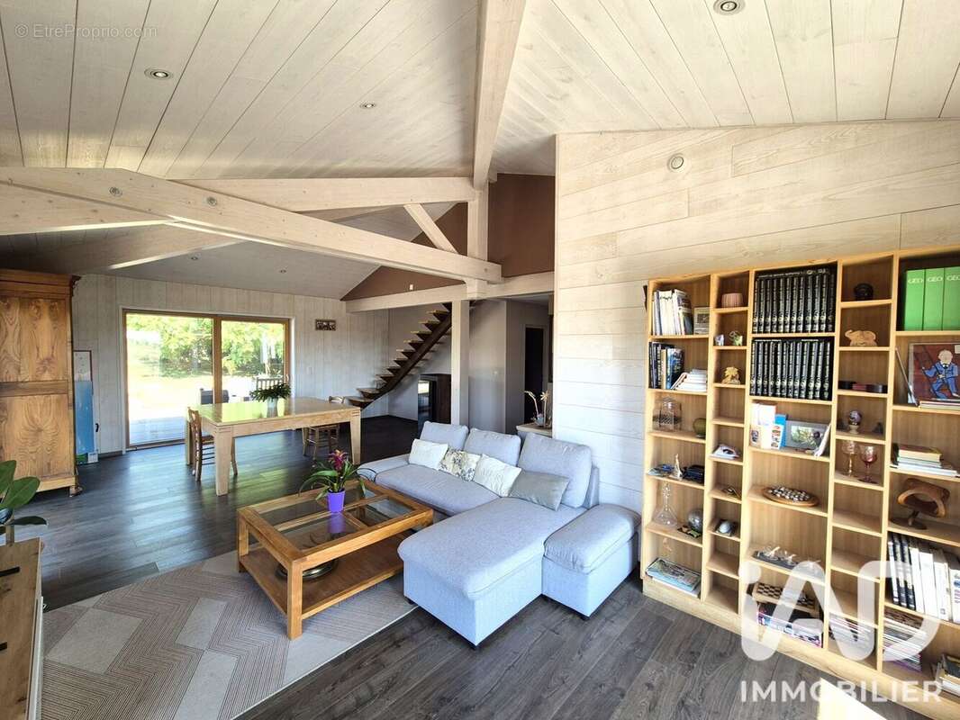 Maison 170 m² à Talmont-Saint-Hilaire  - photo 6