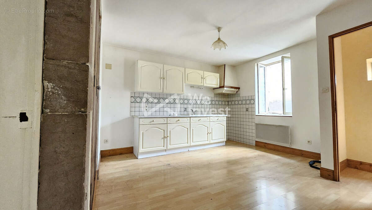 Appartement 126 m² à Bains-Les-Bains  - photo 4