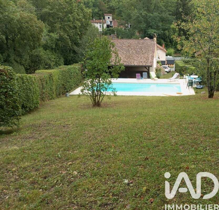 Photo 2 - Maison à SAINT-CYPRIEN