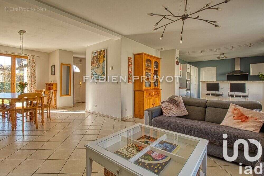 Photo 6 - Maison à MAURECOURT