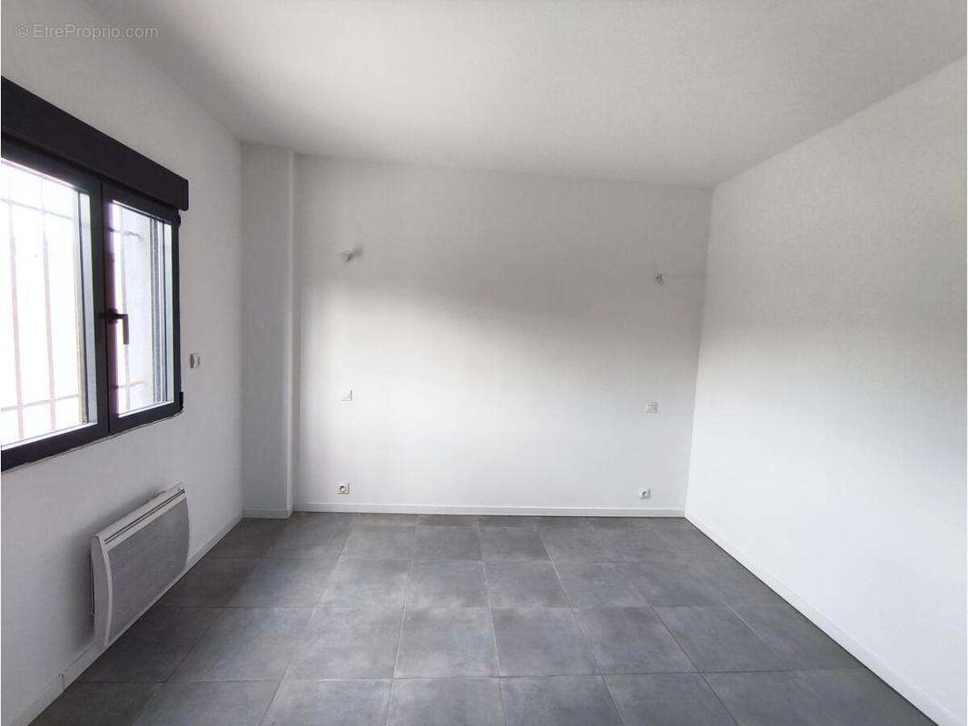 Appartement à MARSEILLE-15E