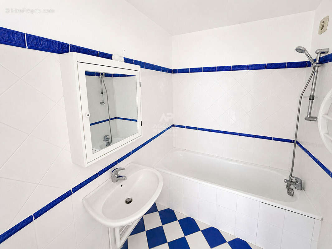 Appartement à VERNOUILLET