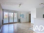 Photo 1 - Appartement à LIEUSAINT