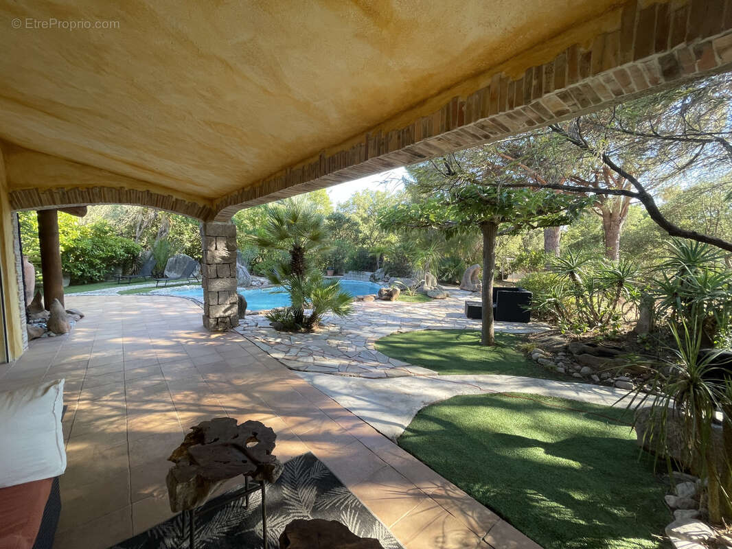 Maison à PORTO-VECCHIO