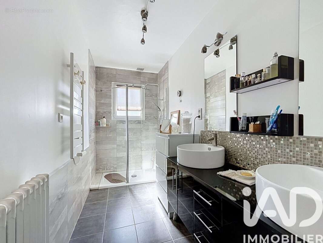 Maison 106 m² à Bessieres  - photo 7
