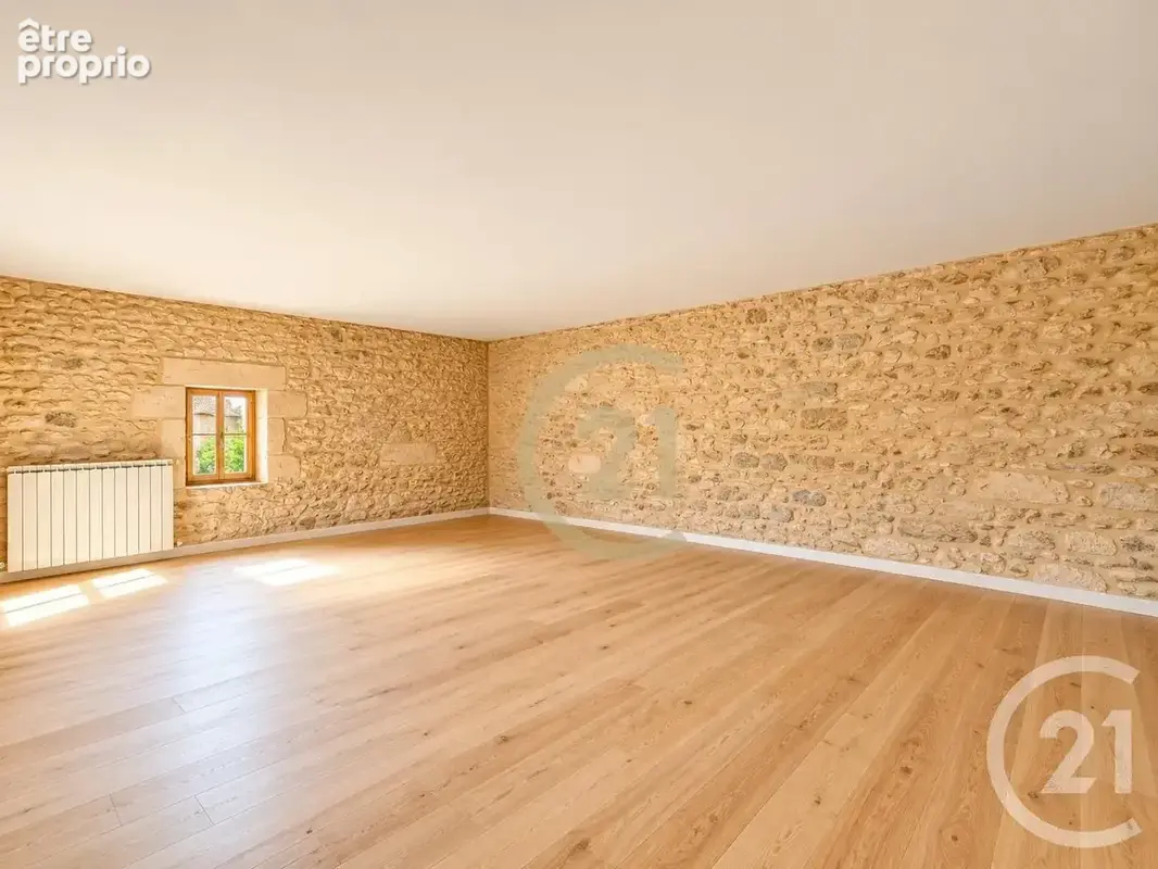 Maison 8 pièces 309 m² à vendre à Remoulins (30210) - photo 10