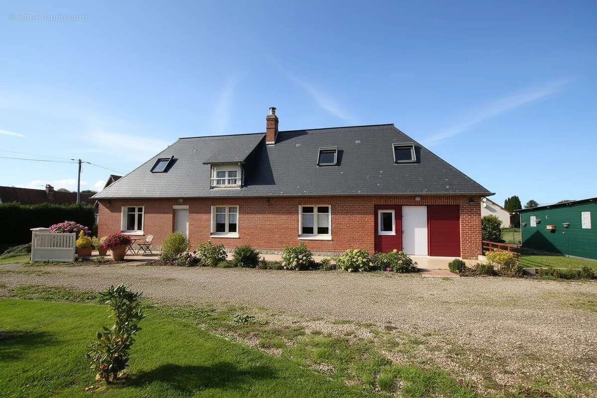 Maison à CANY-BARVILLE