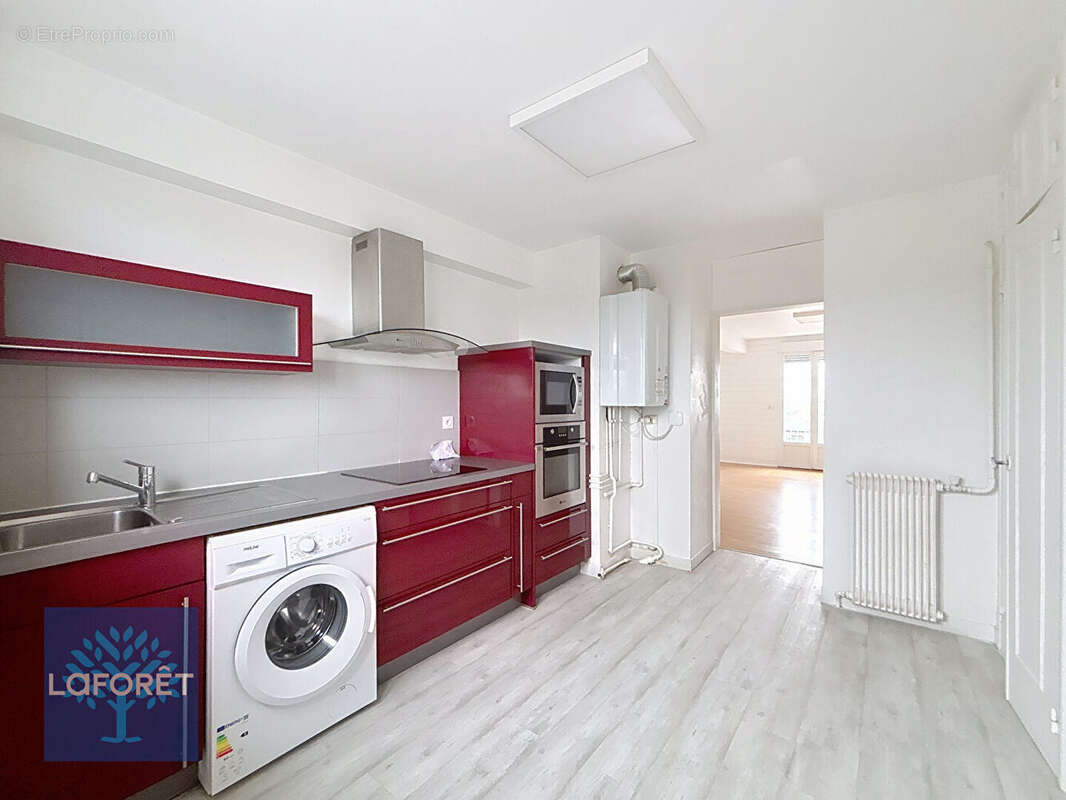 Appartement à FOUGERES