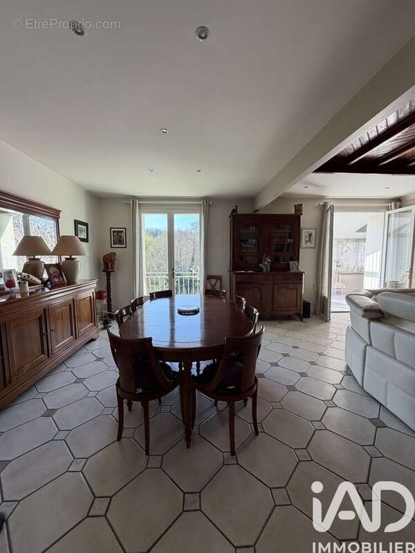 Photo 3 - Maison à MOUTHIERS-SUR-BOEME