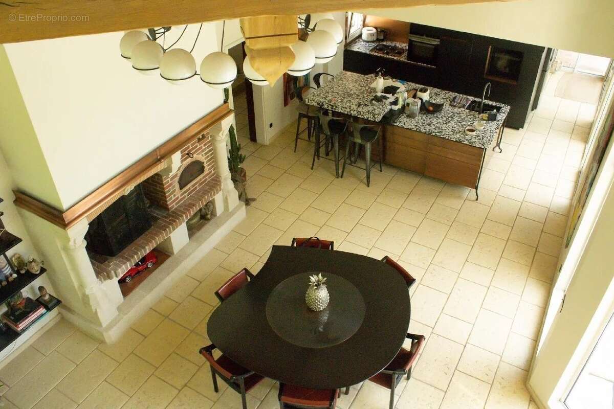 Maison à FAVIERES