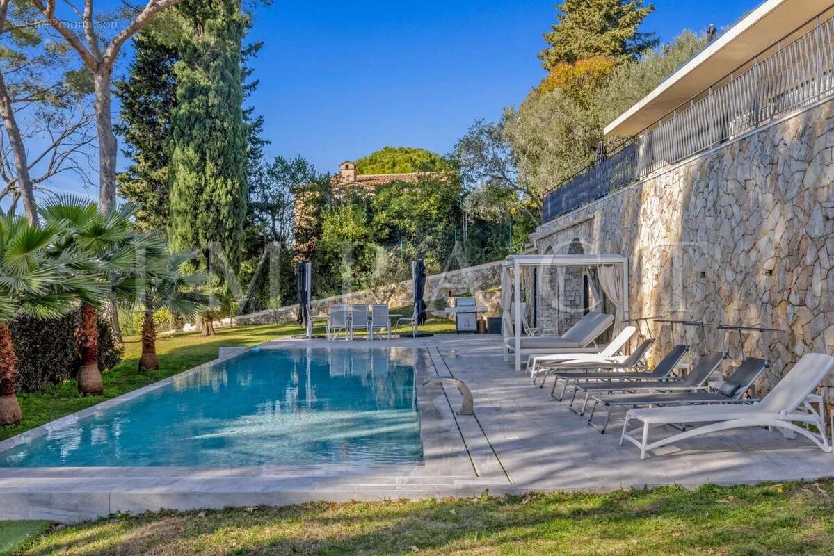 Maison à MOUGINS