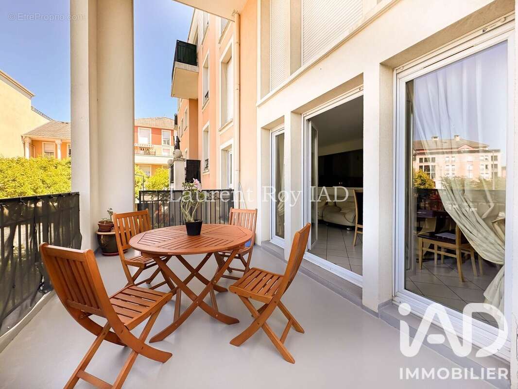 Appartement 109 m² à Saint-Ouen-L'aumone  - photo 7
