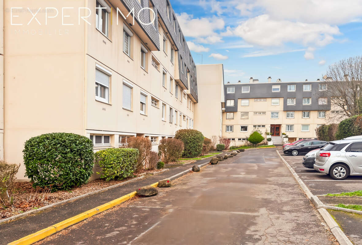 Appartement à ERMONT