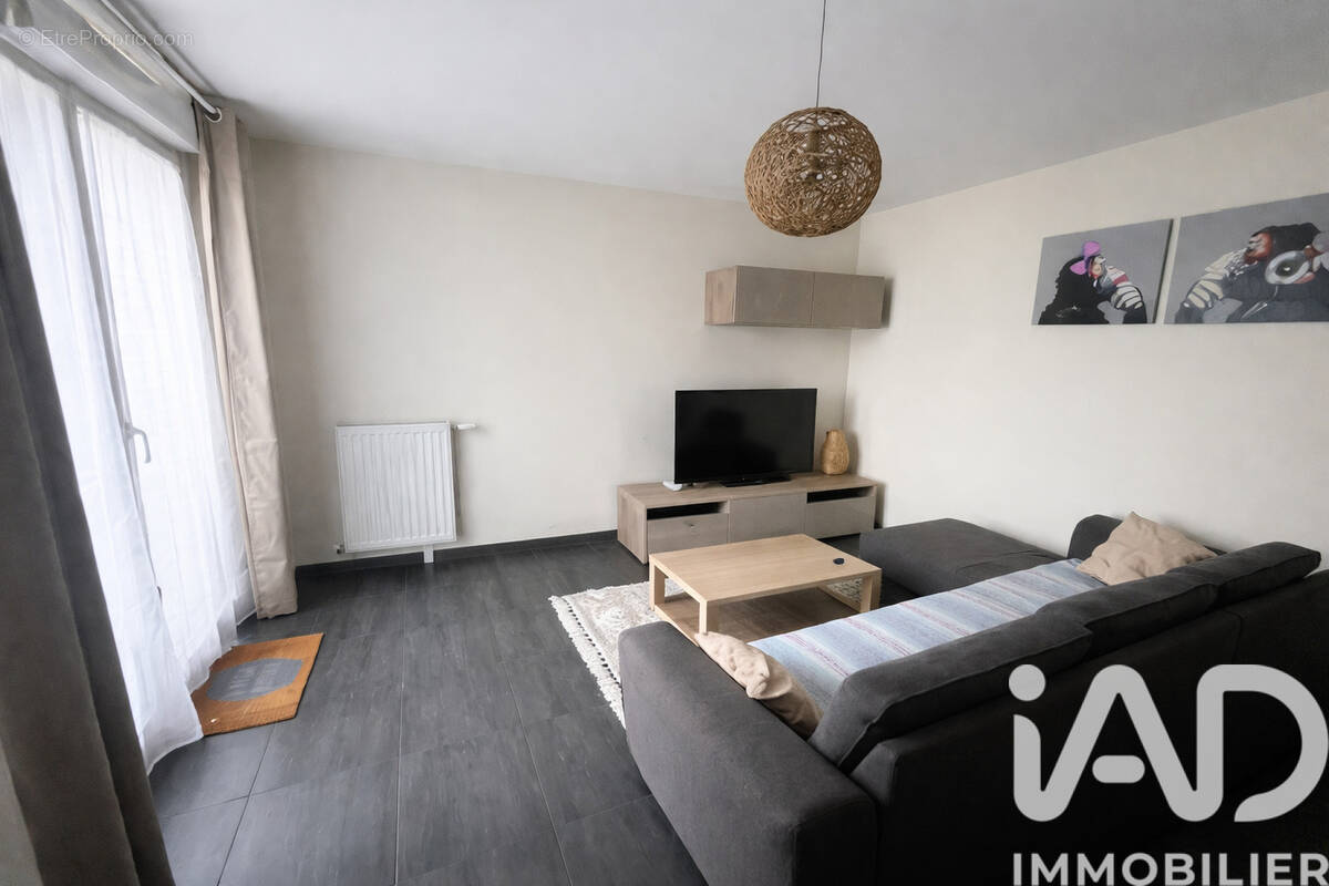 Photo 1 - Appartement à LE PLESSIS-BOUCHARD