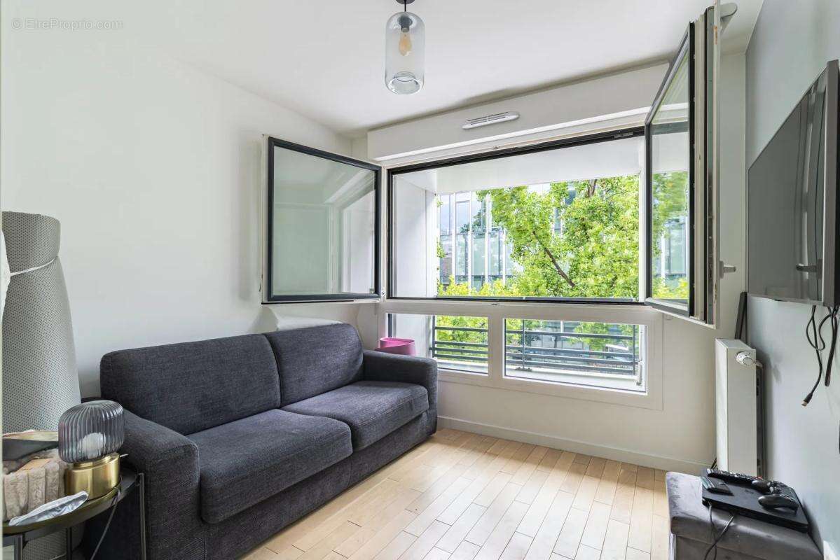Appartement de 6 pièces de 135.02 m² à Issy-les-Moulineaux - photo 9